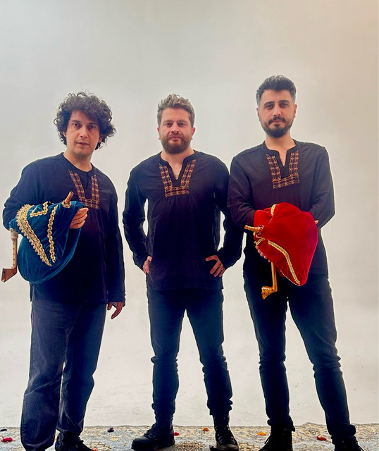 Pinhani & Yayla Trio