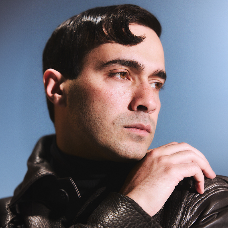 Mert Demir fotoğrafı